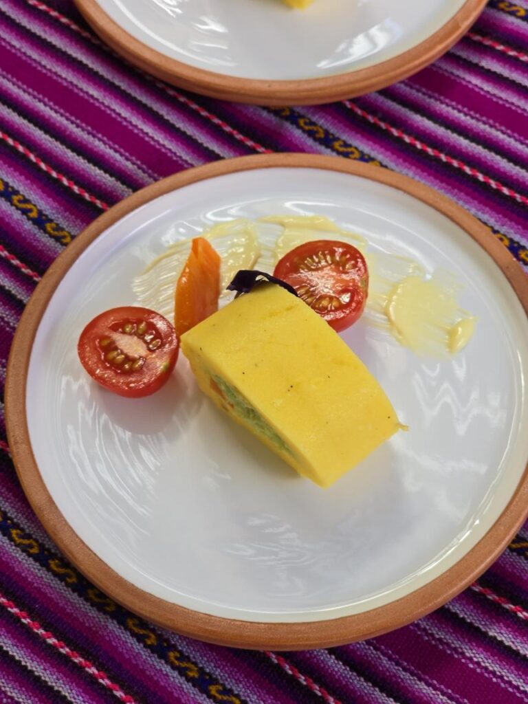 CAUSA RELLENA EN CAMINO INKA