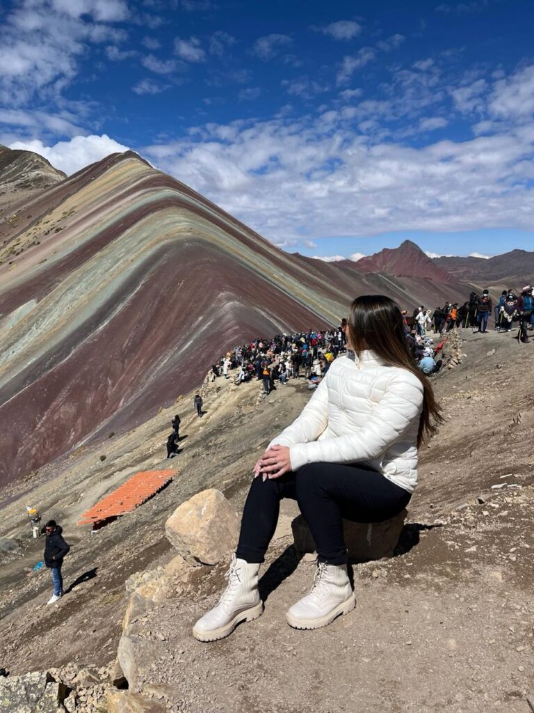 MONTAÑA DE COLORES